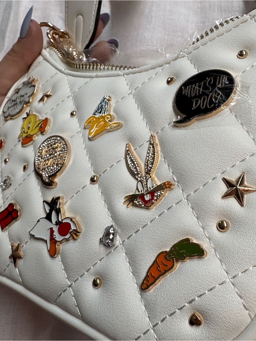 Aldo White Quilted Mini Crossbody with Looney Tunes Pins - Picture 3 of 6